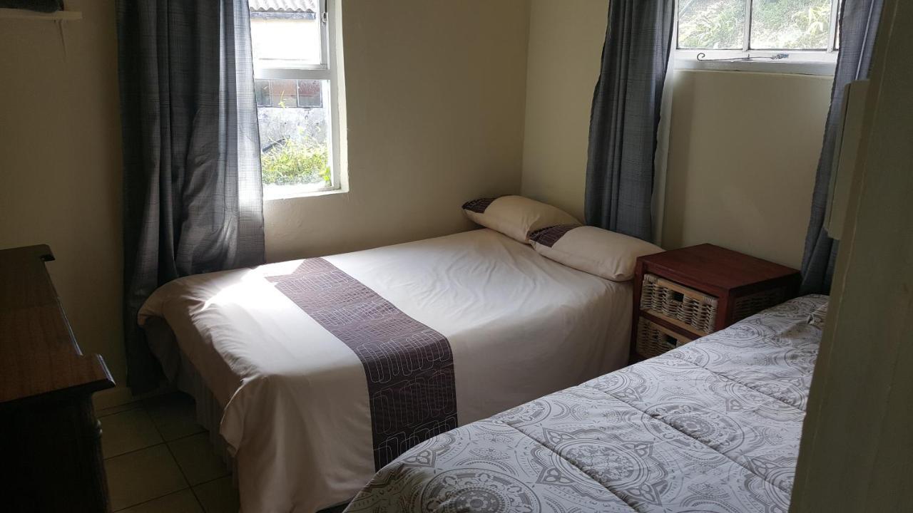 Tranquility Psj Hotel Port Saint John's ภายนอก รูปภาพ